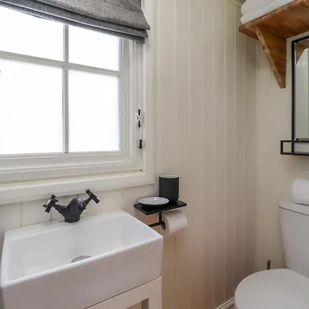 La'al Ling 彭里斯